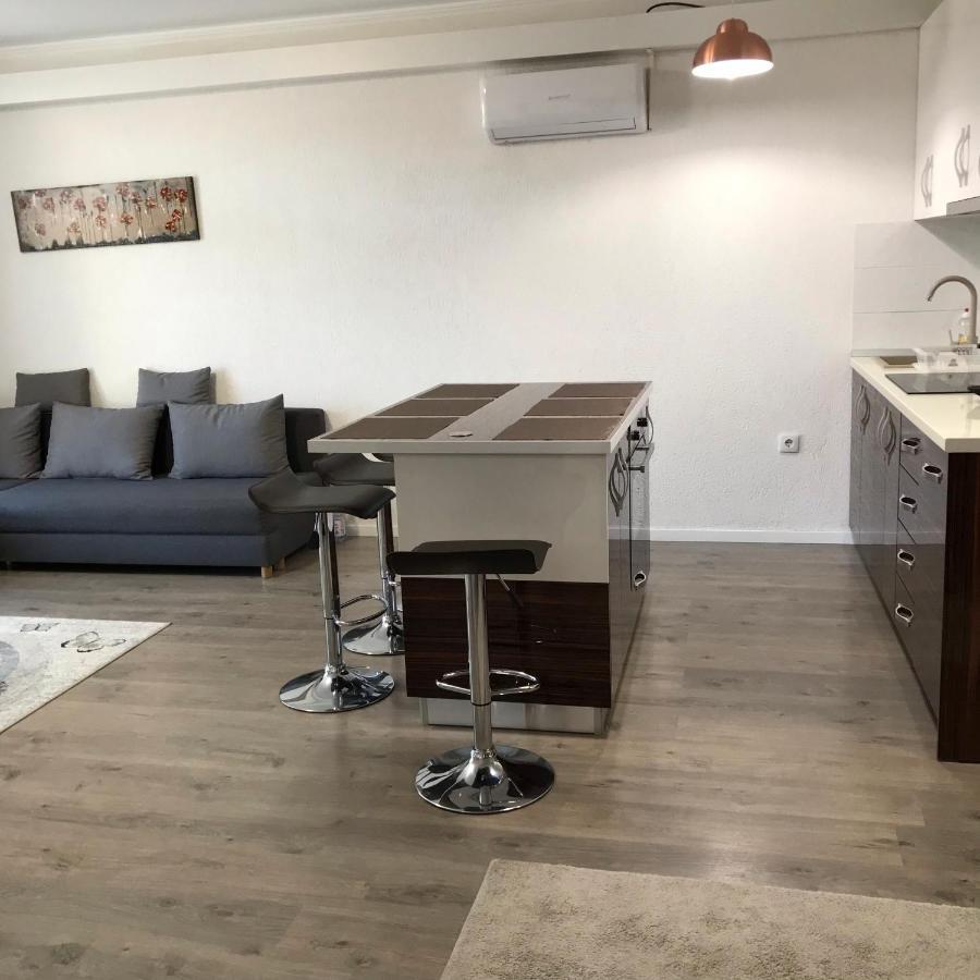 Mira Apartman เดเบรตเซน ภายนอก รูปภาพ
